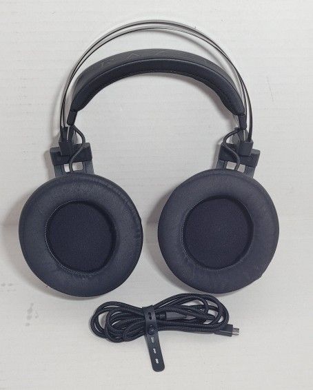 Razer Nari Wireless THX Spatial Audio Gaming Headset for PC PS4
