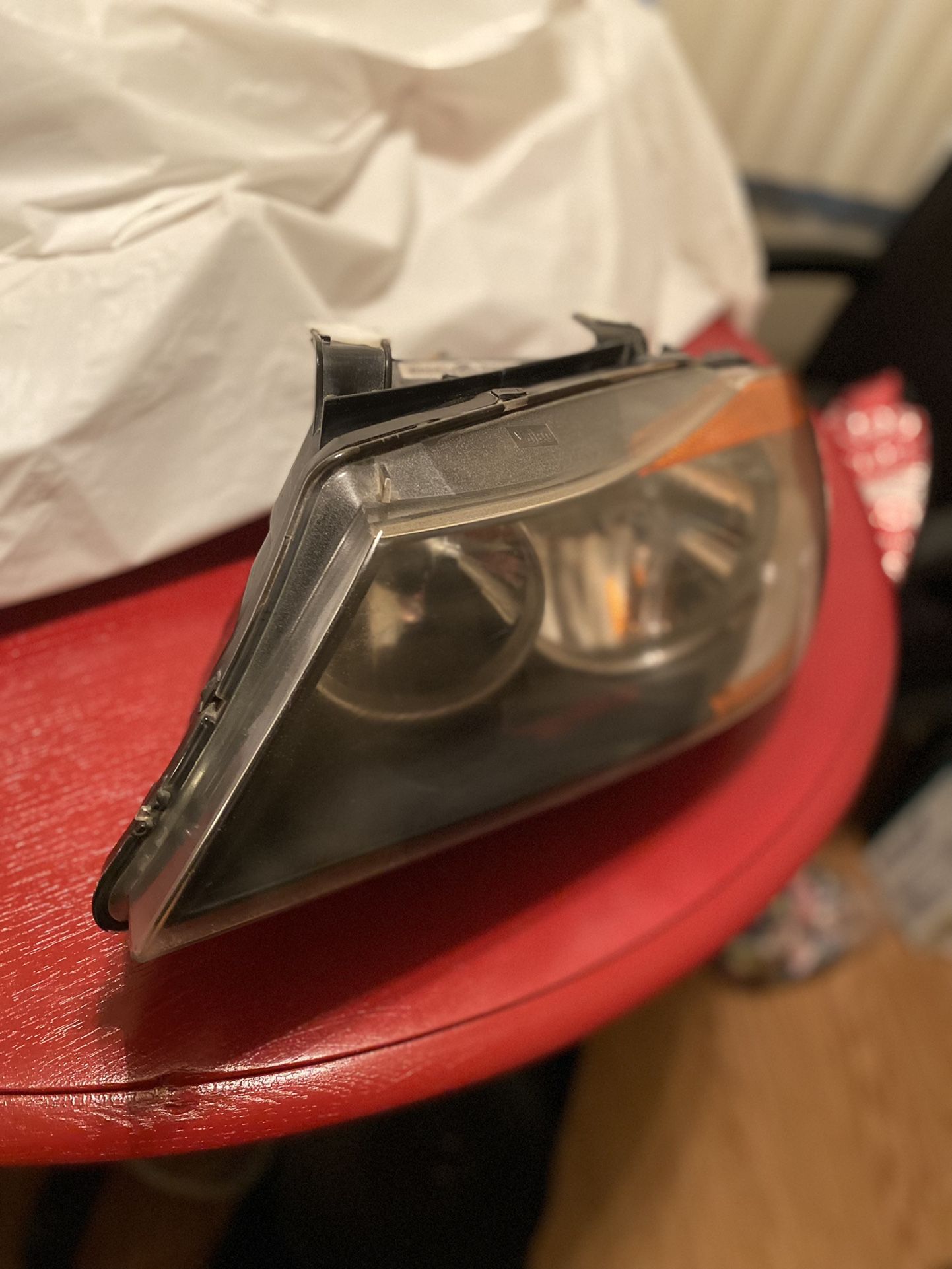 BMW E90 325i 328i 330i left headlight halogen OEM Valeo 6942725-07 W/ Ballast