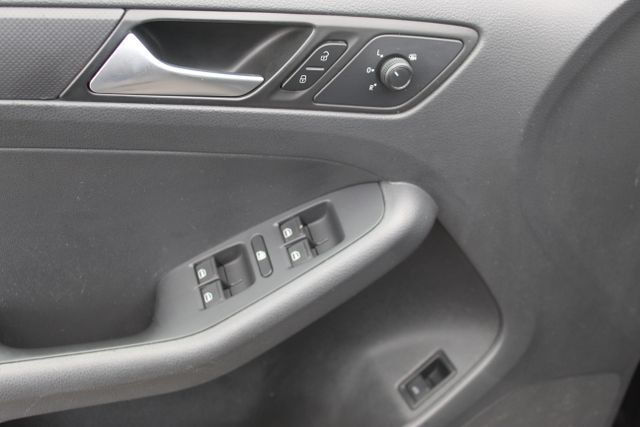 2016 Volkswagen Jetta