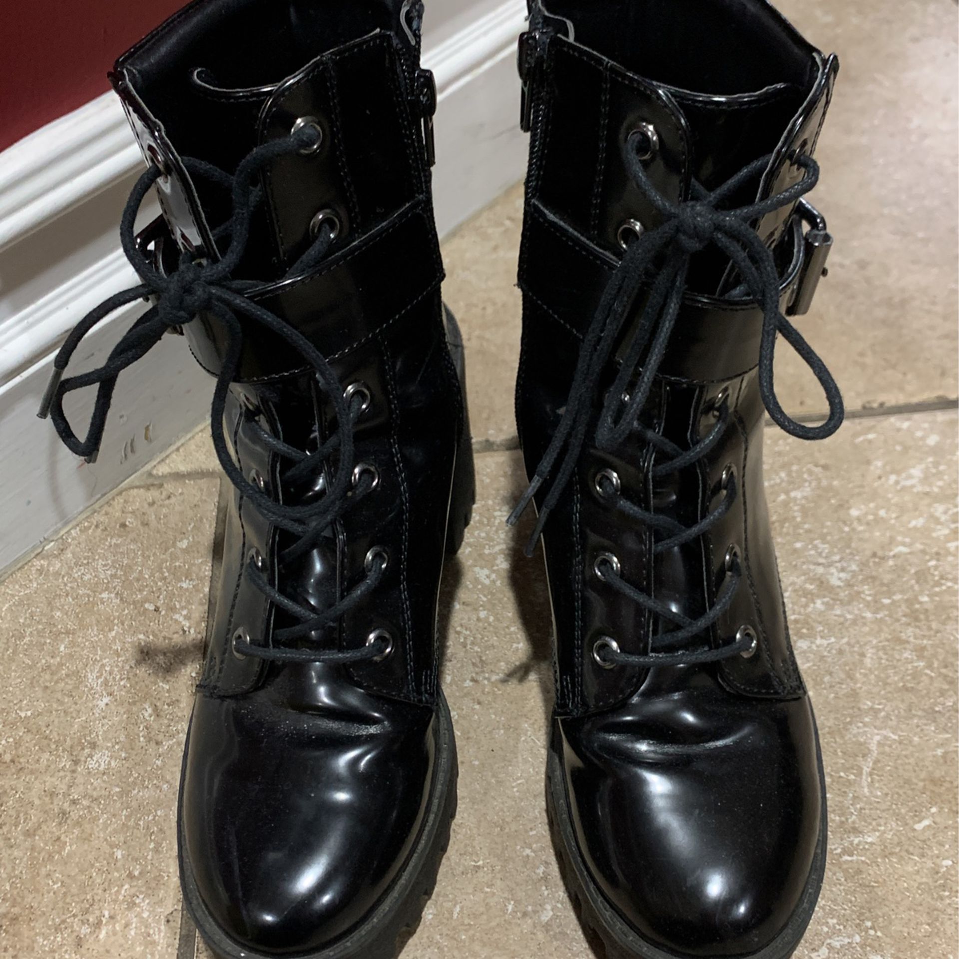 Madden Girl Boots Size 6.5