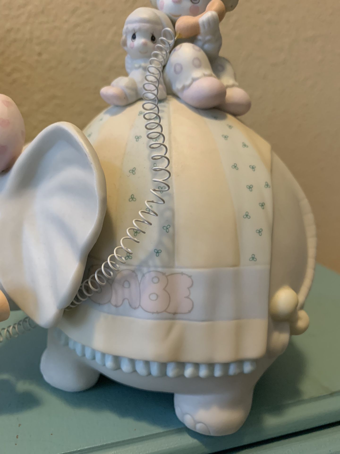 1986 Beautiful Music Box Precious Moments