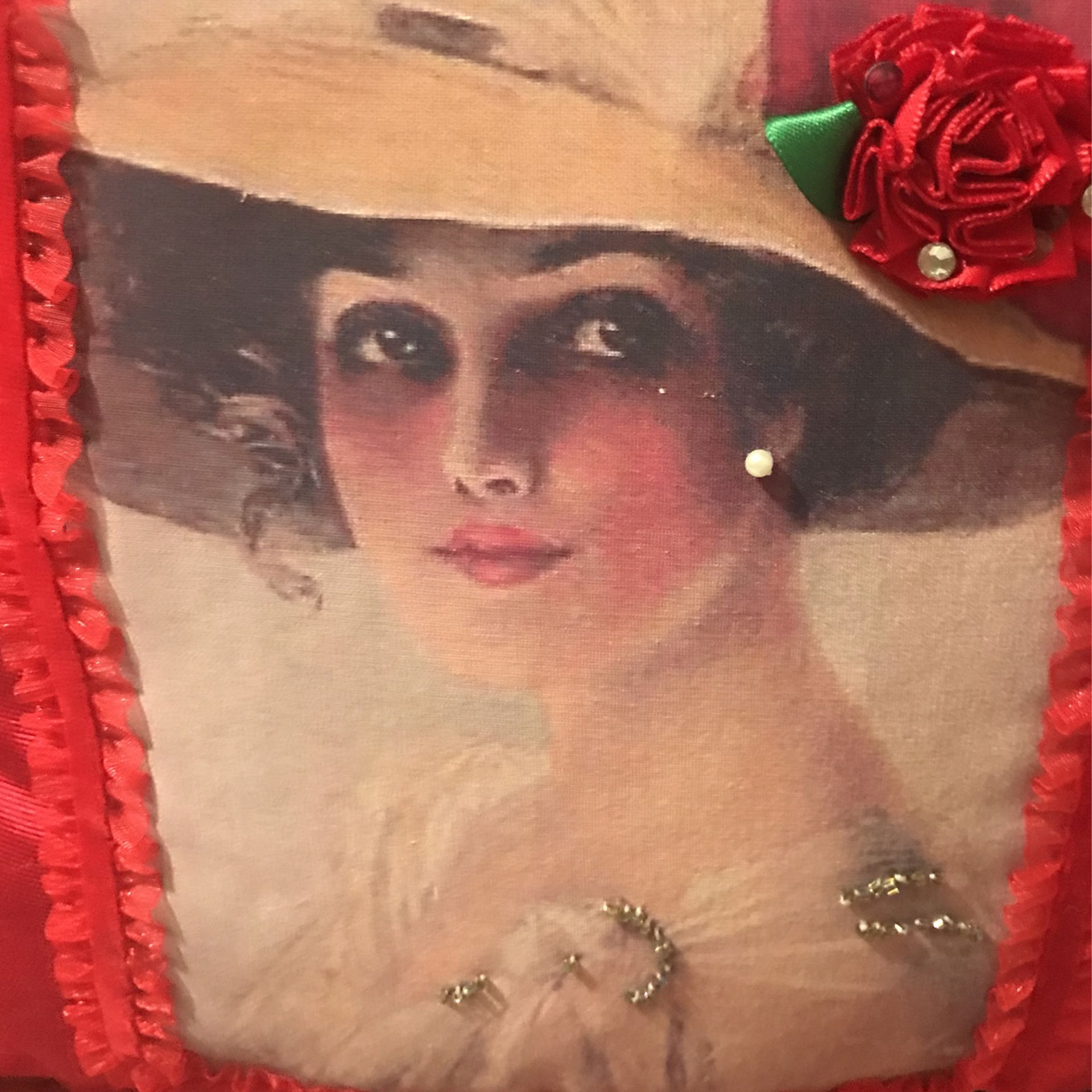 Breathe Taking “Gorgeous “ Victorian Pillow With Beautiful ! Victorian Lady !!!