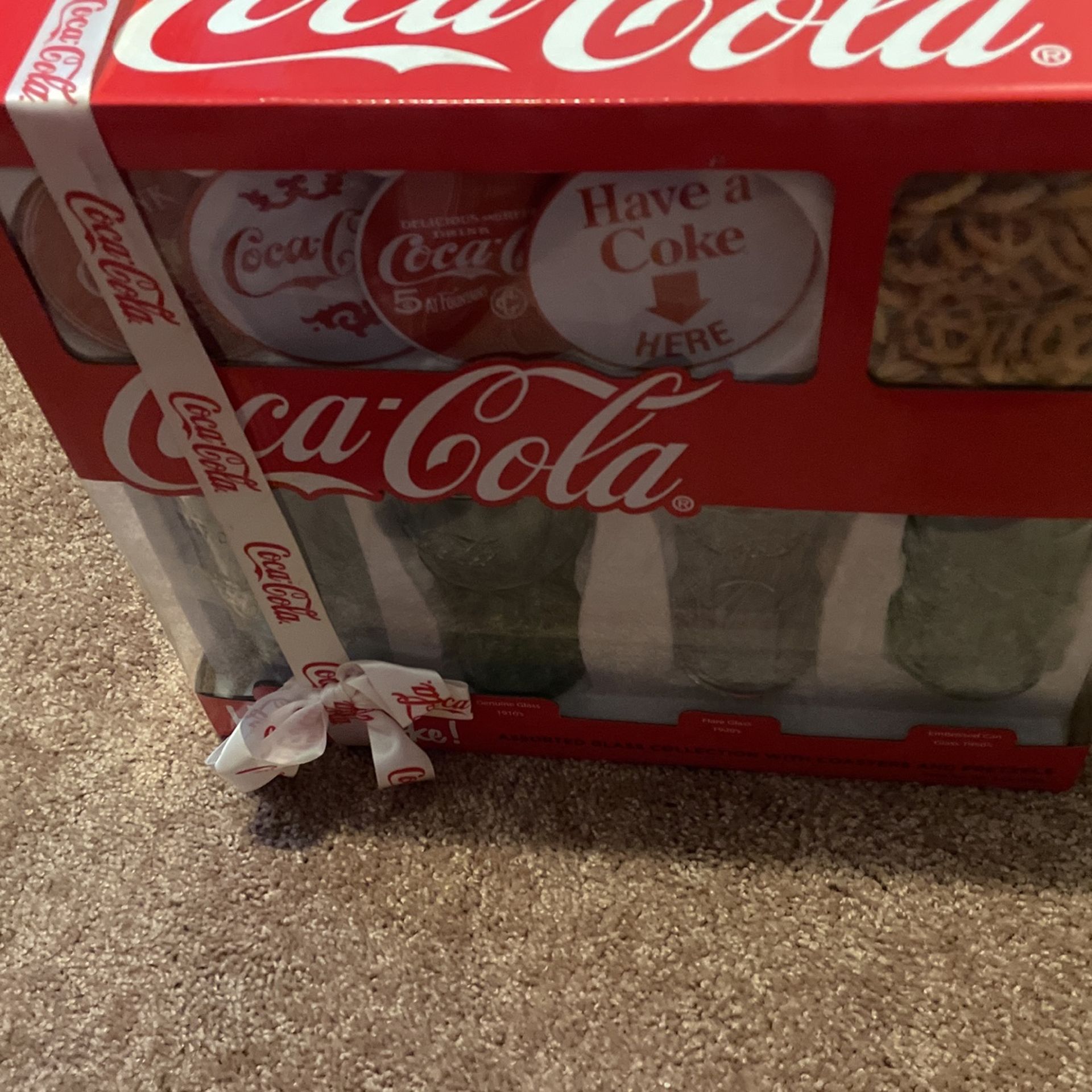 Brand New Coke Set
