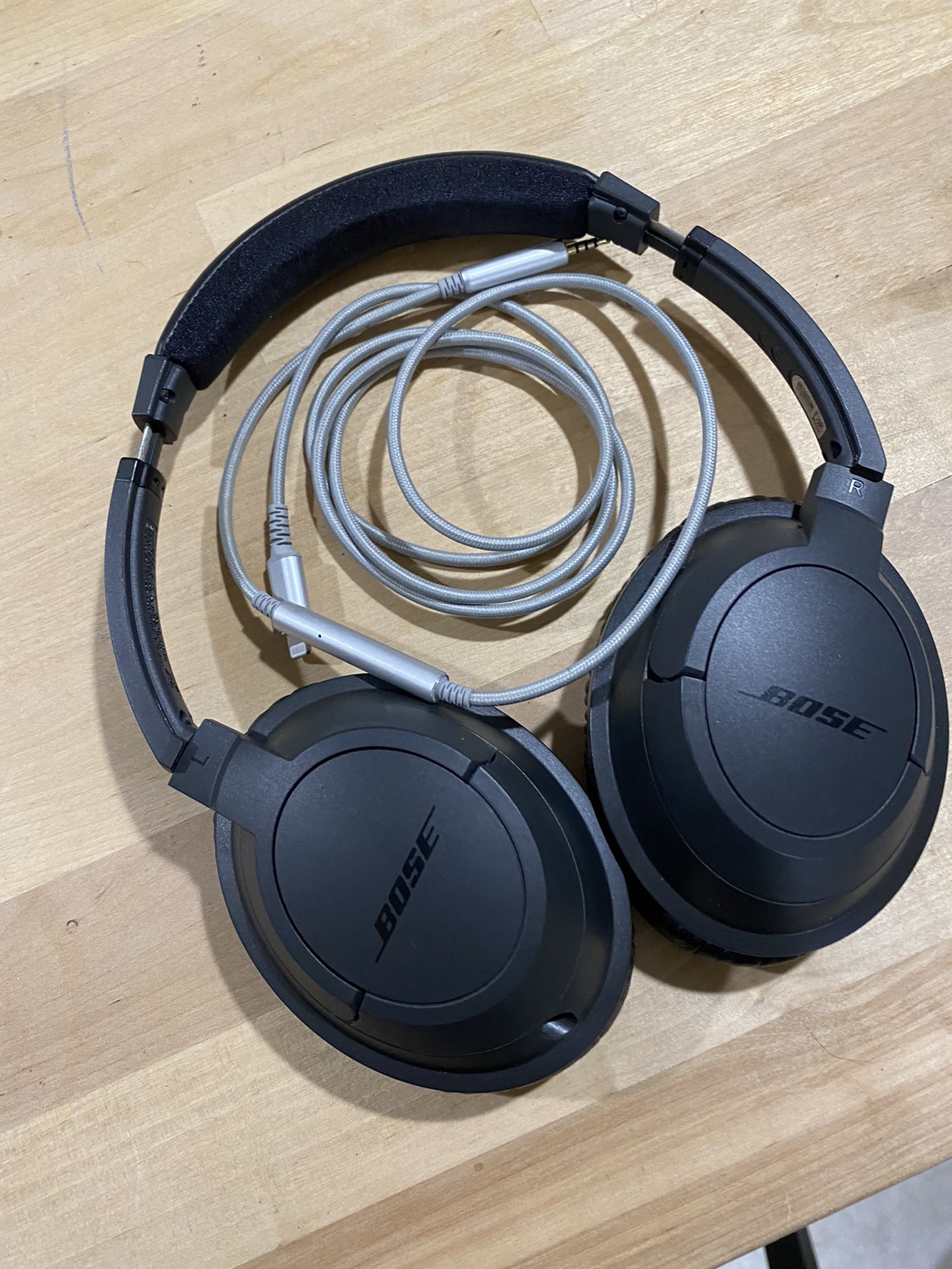 Bose Over Ear Headphones WIRED