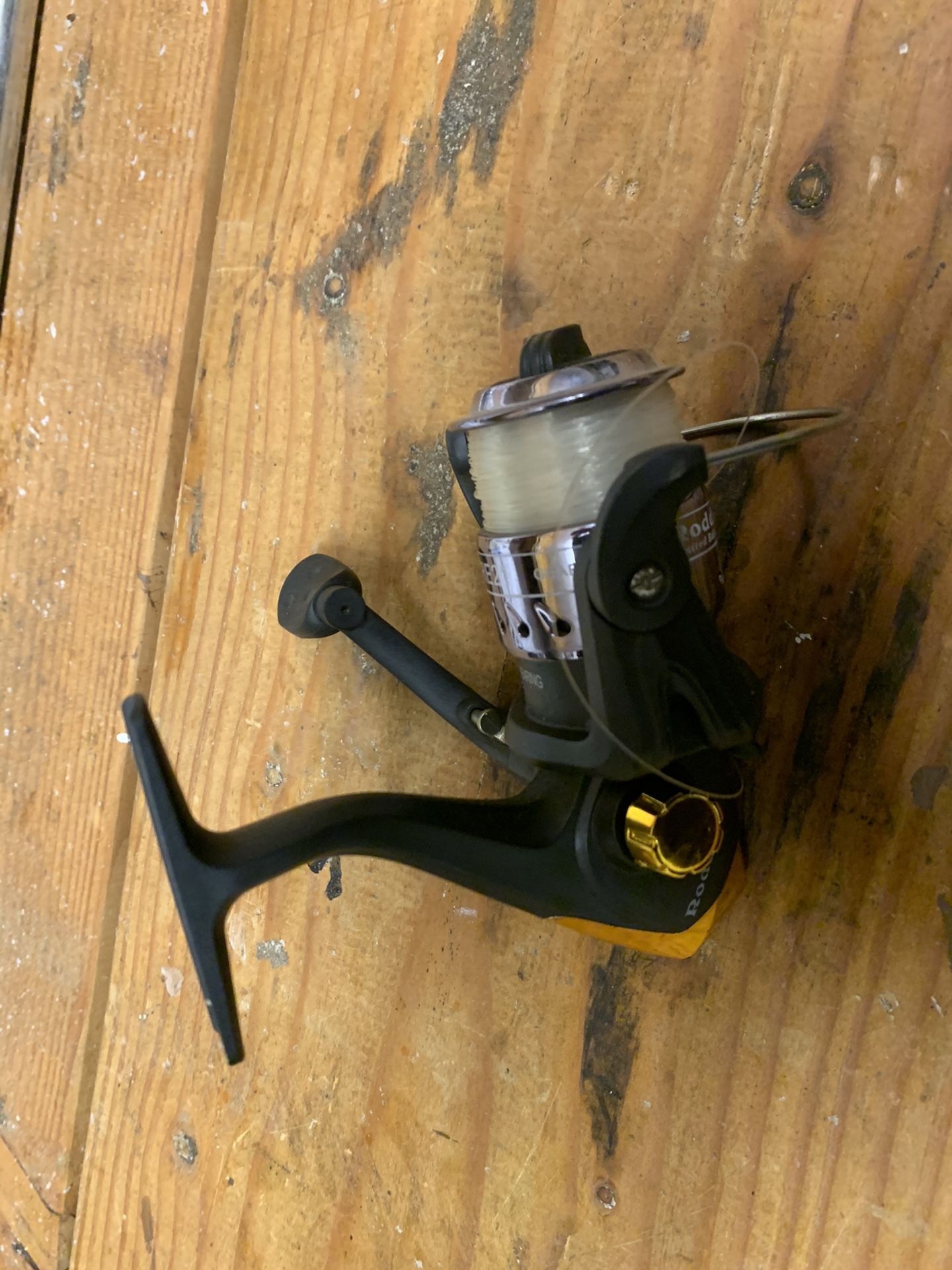 1000 Size Fishing Reel Bass/trout