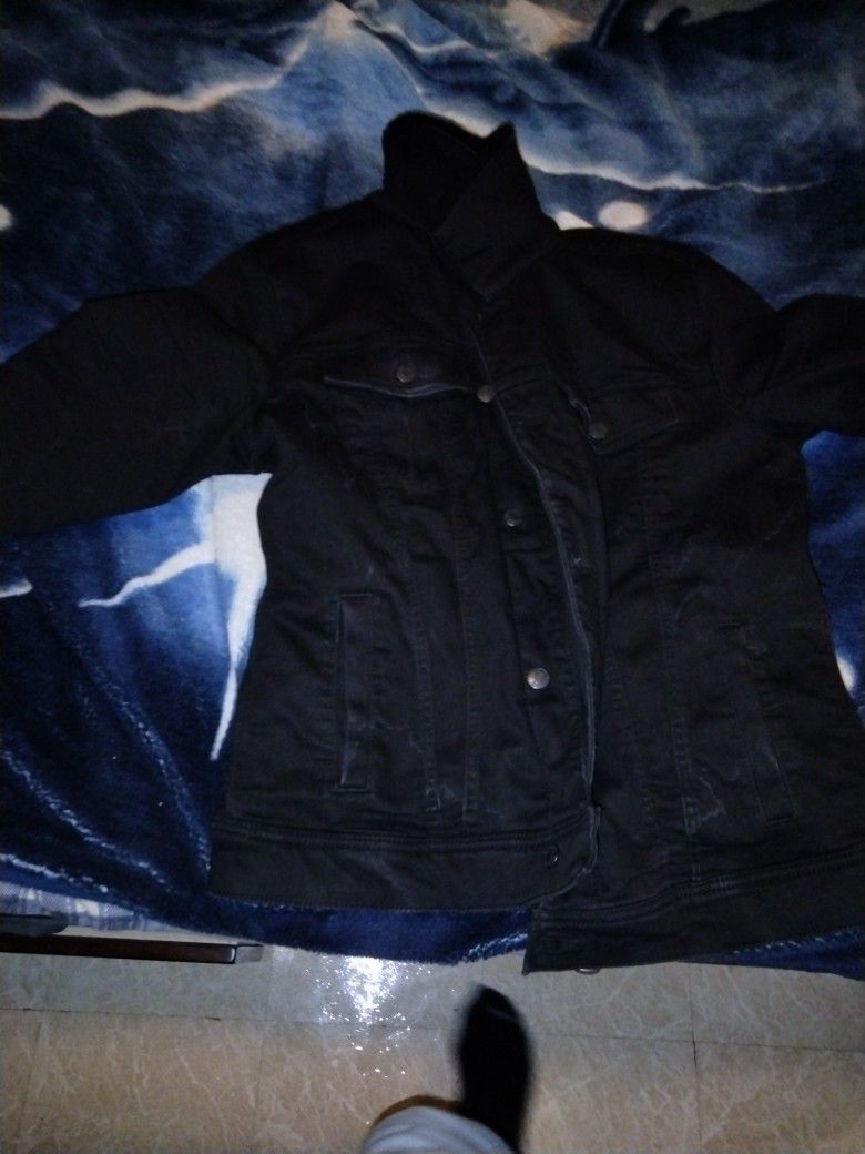Hollister Medium Sized Black Jacket 