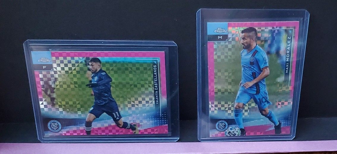 Topps Chrome NYC Pink Refractor Soccer Cards