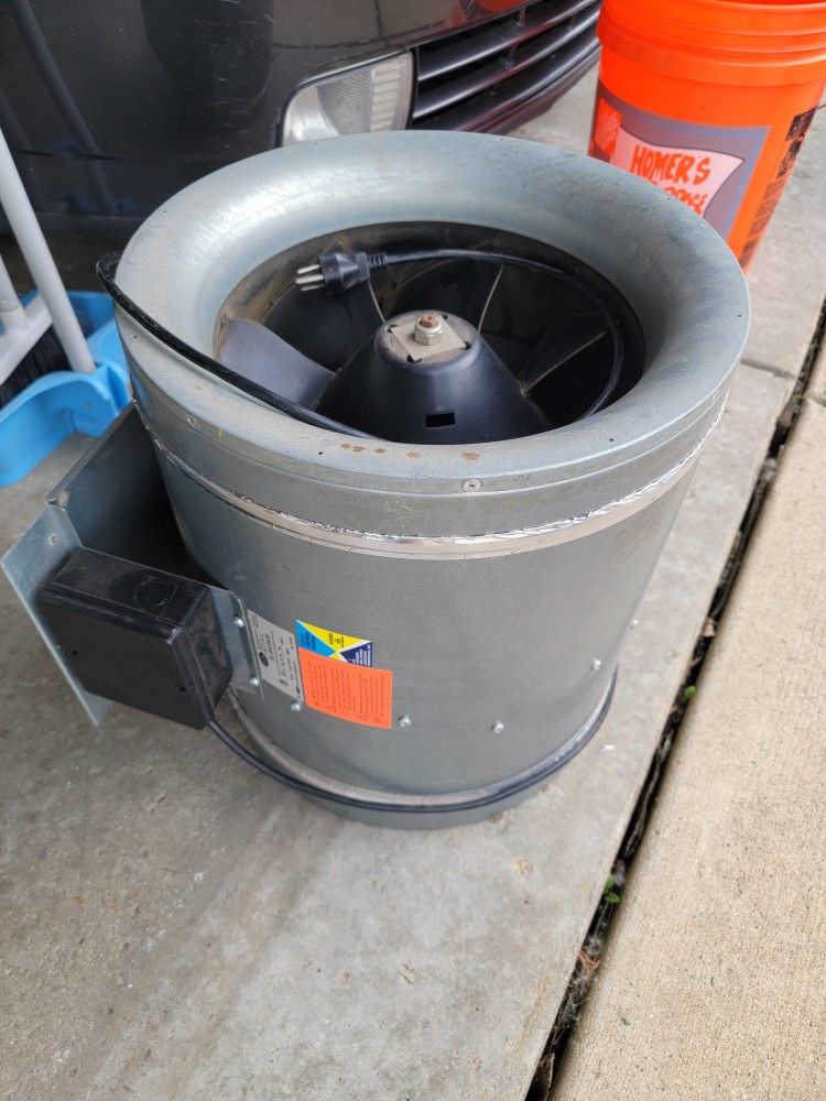 14" Max Fan