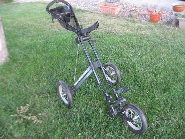 Sun Mountain SpeedCart V1 3-wheel Golf Push Cart Foldable for Sale in ...