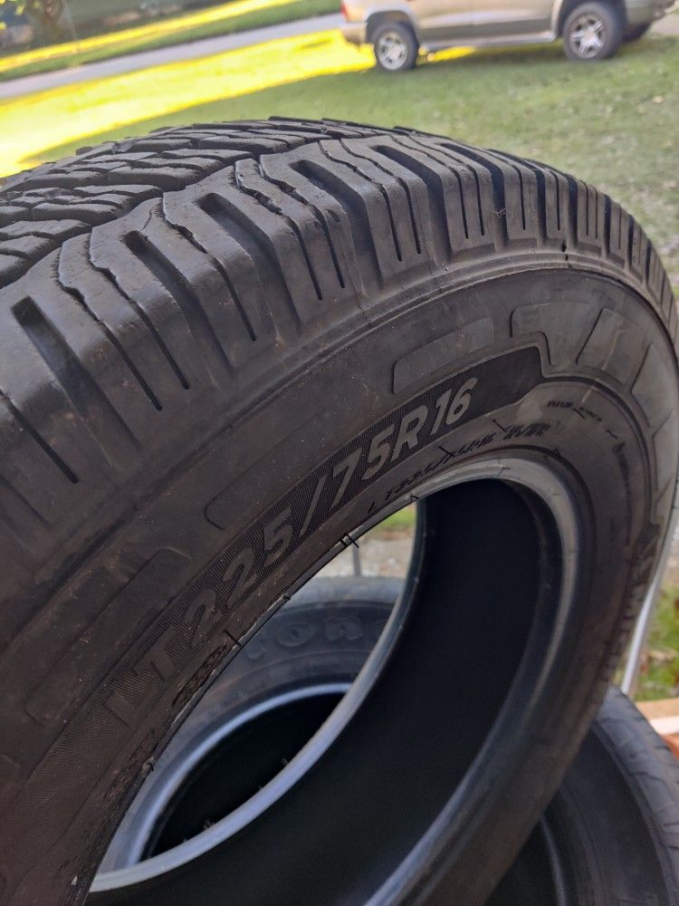 Tires. Suv - Truck