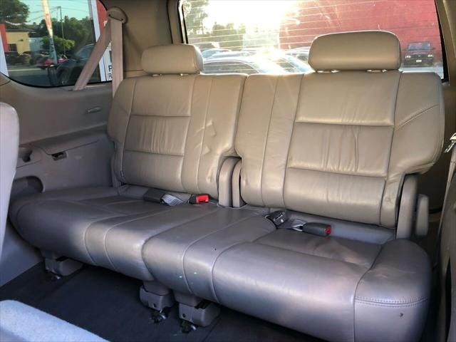 2003 Toyota Sequoia