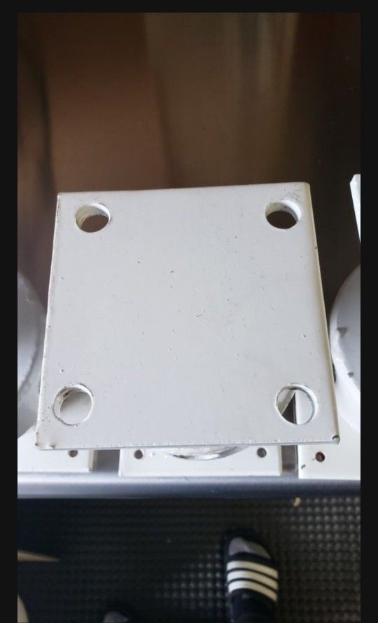 Ellis Leveling Screw Jacks