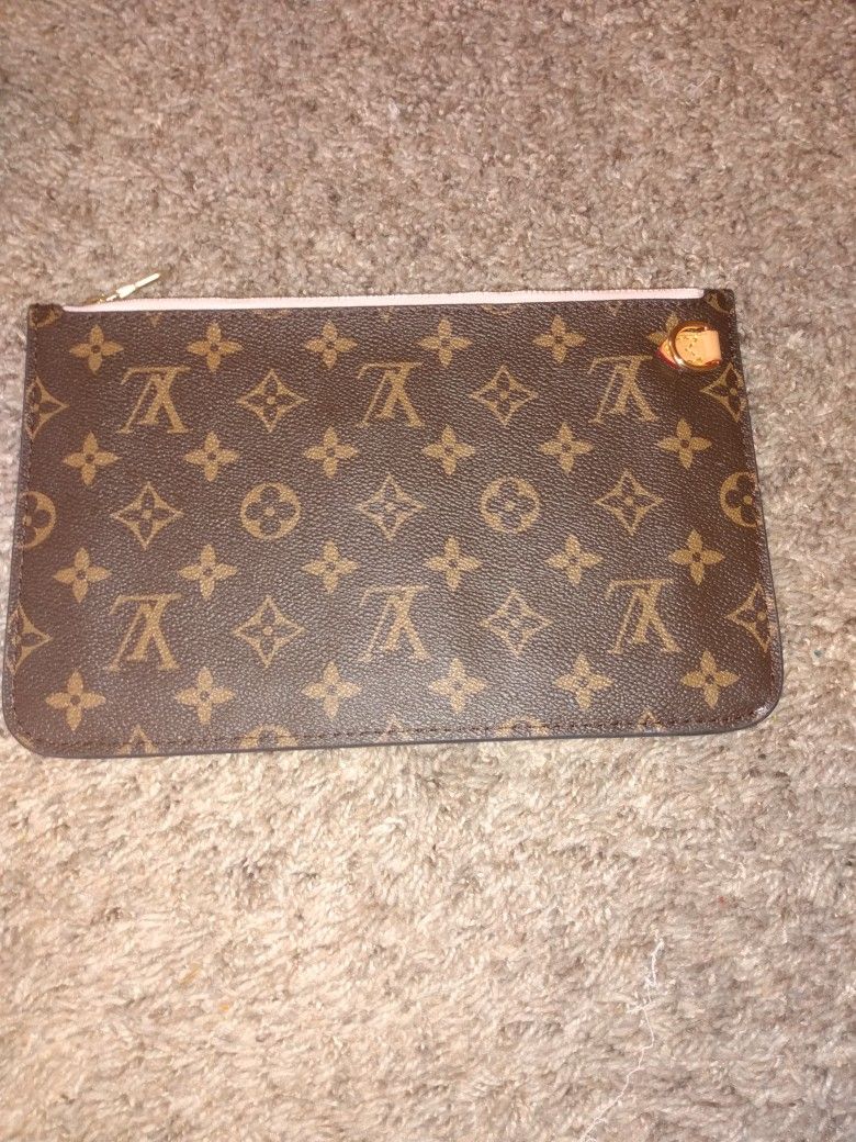 Lv Make-up Bag