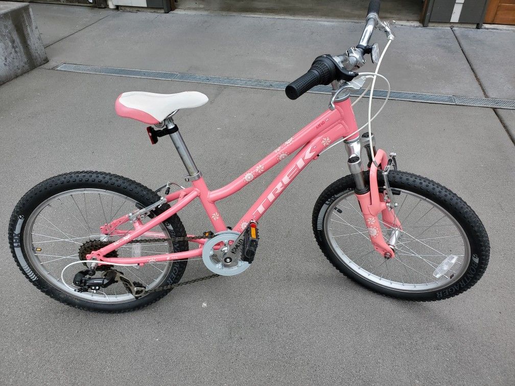 trek mt60 pink