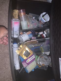 ART BIN FILLED WITH RESIN CREATION MATERIALS Thumbnail