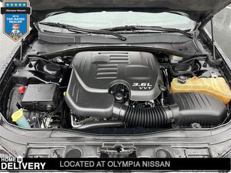 2012 Chrysler 300 Thumbnail