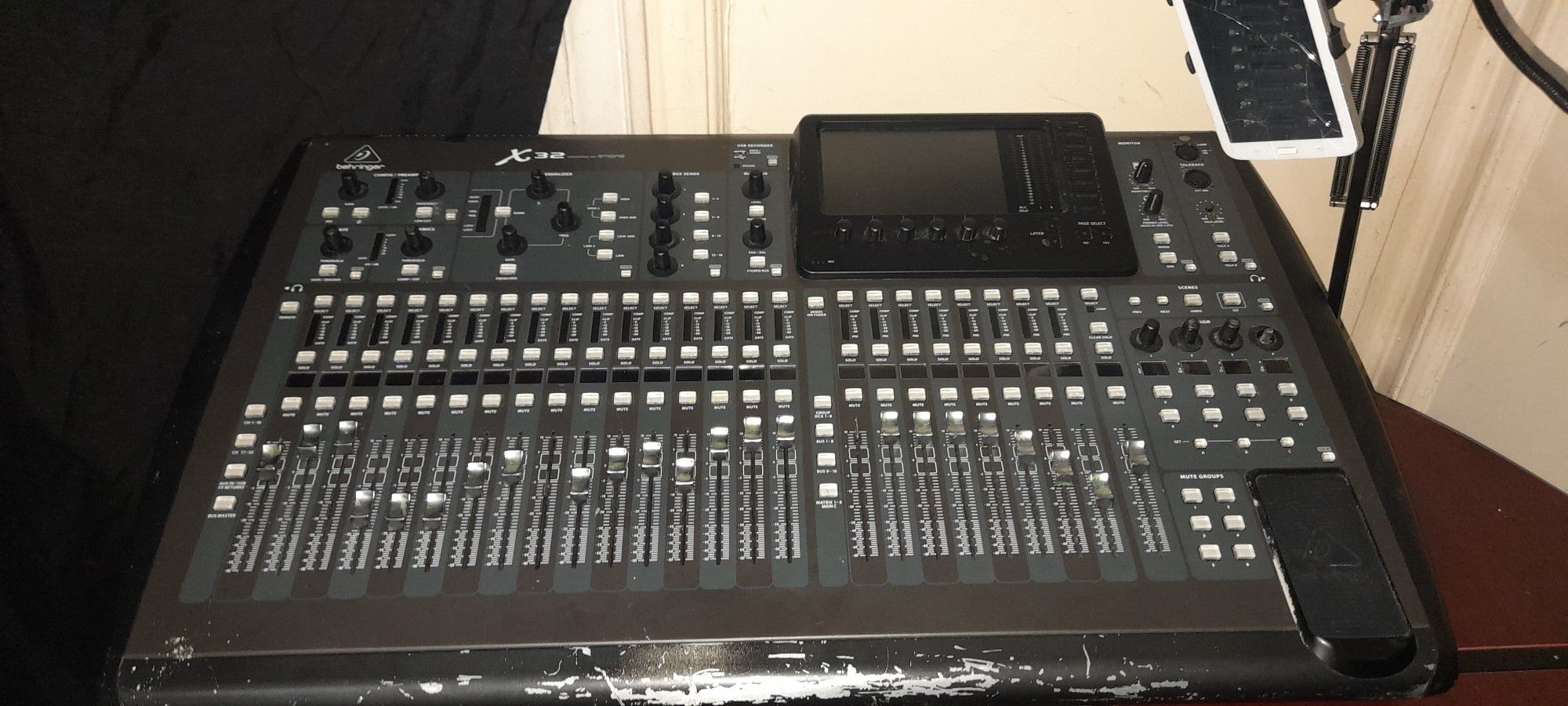 Behringer X32 Digital Mixing Console Track Board 