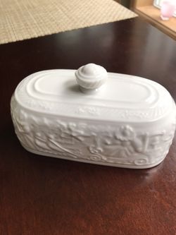 Pfaltzgraff Procession butter lid