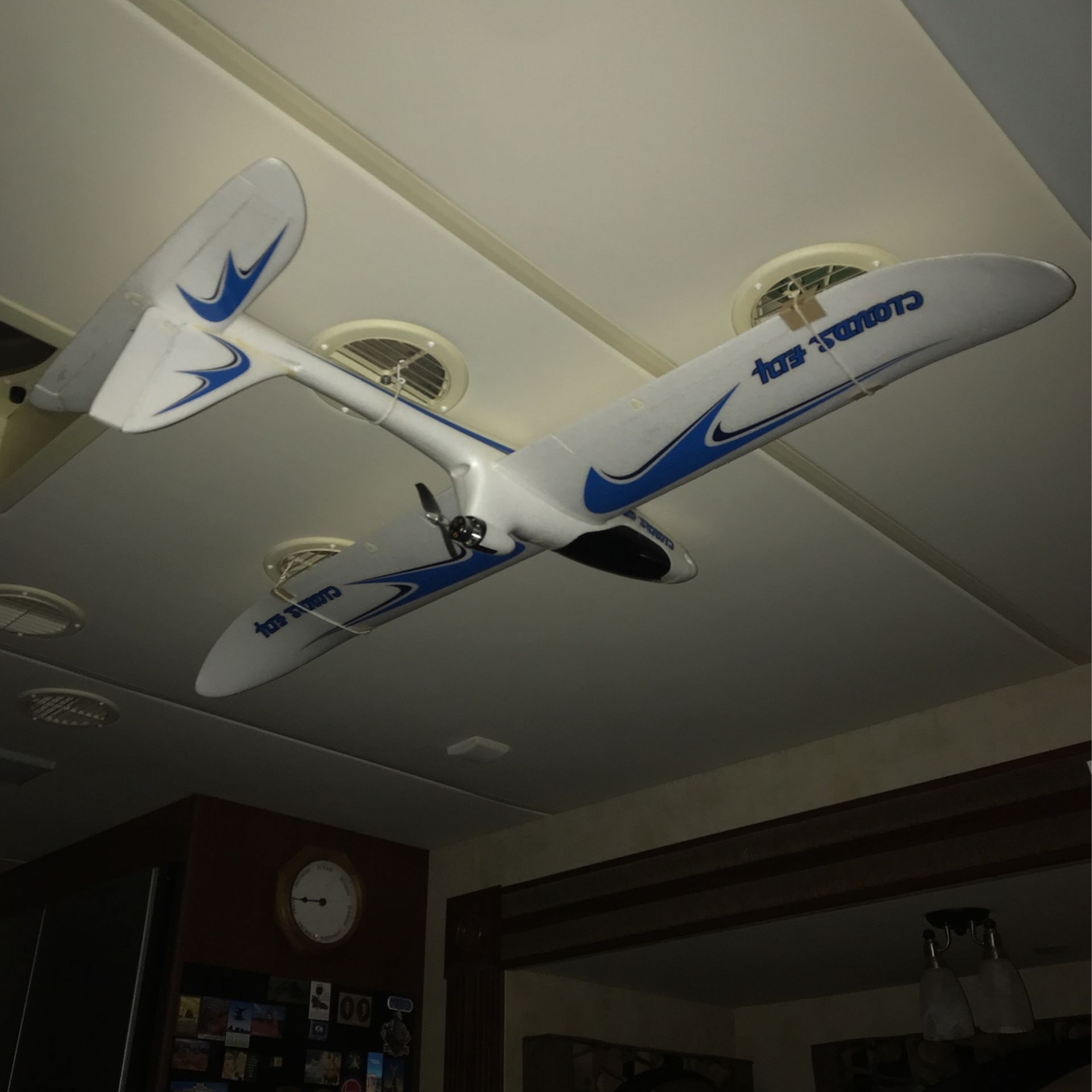 RC Airplanes Plus 2 More Planes And Helicopter 5 Controllers 8 Chnnel 5,6 3 Plus All Kinds Of Parts Want To Sell Everything Make Me A Far And Honest