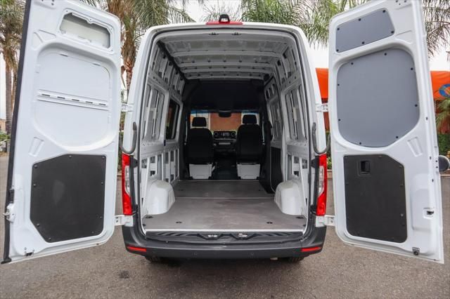 2019 Freightliner Sprinter Cargo Van