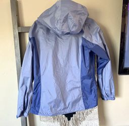 Women’s Patagonia Raincoat Size Small Thumbnail