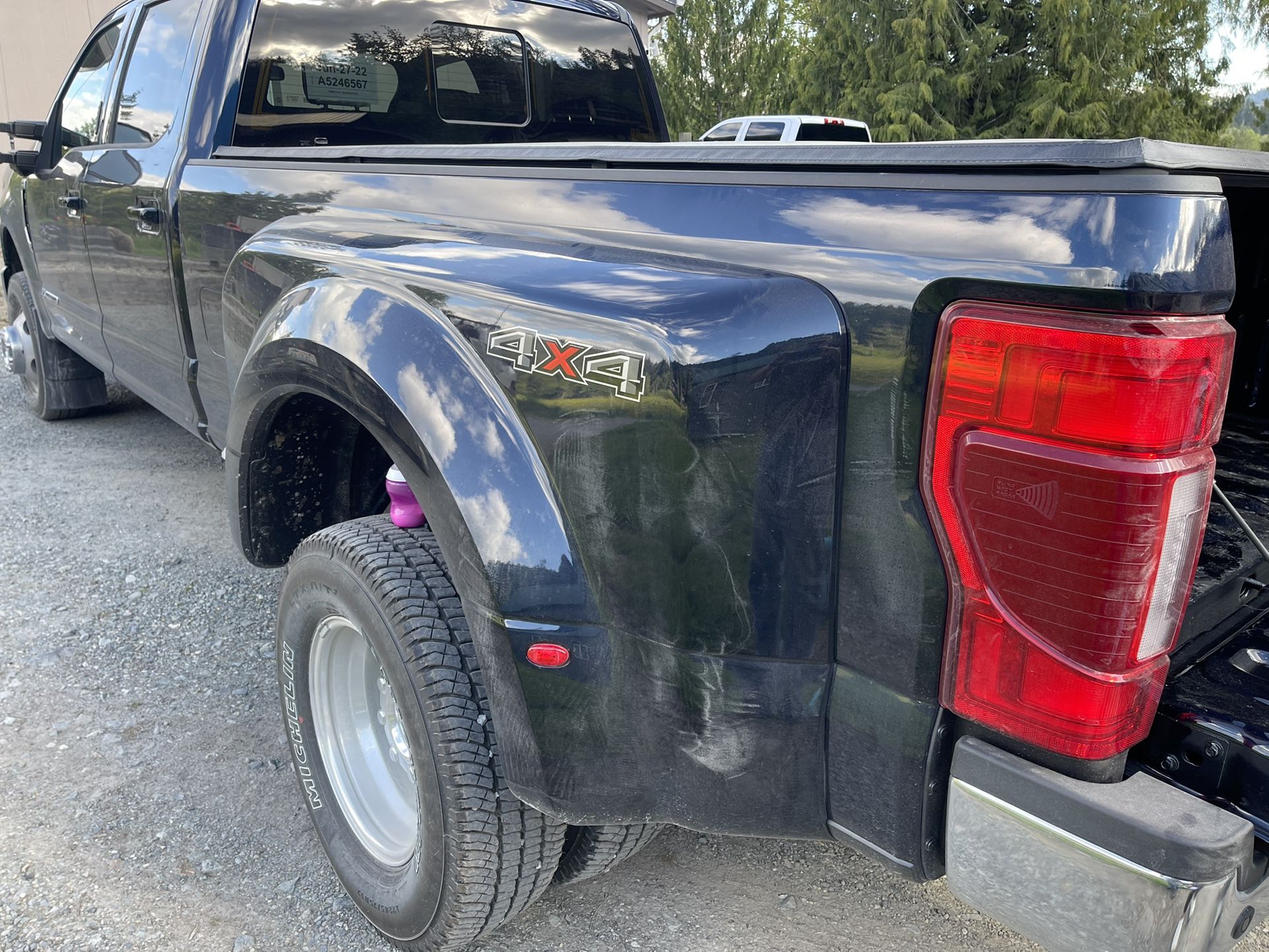 2022 Ford F-350 Dually Bed