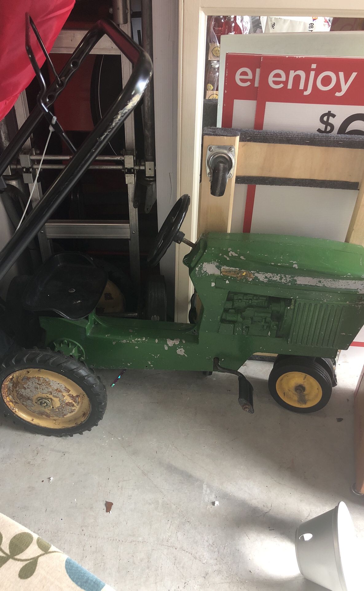 Tractor prop