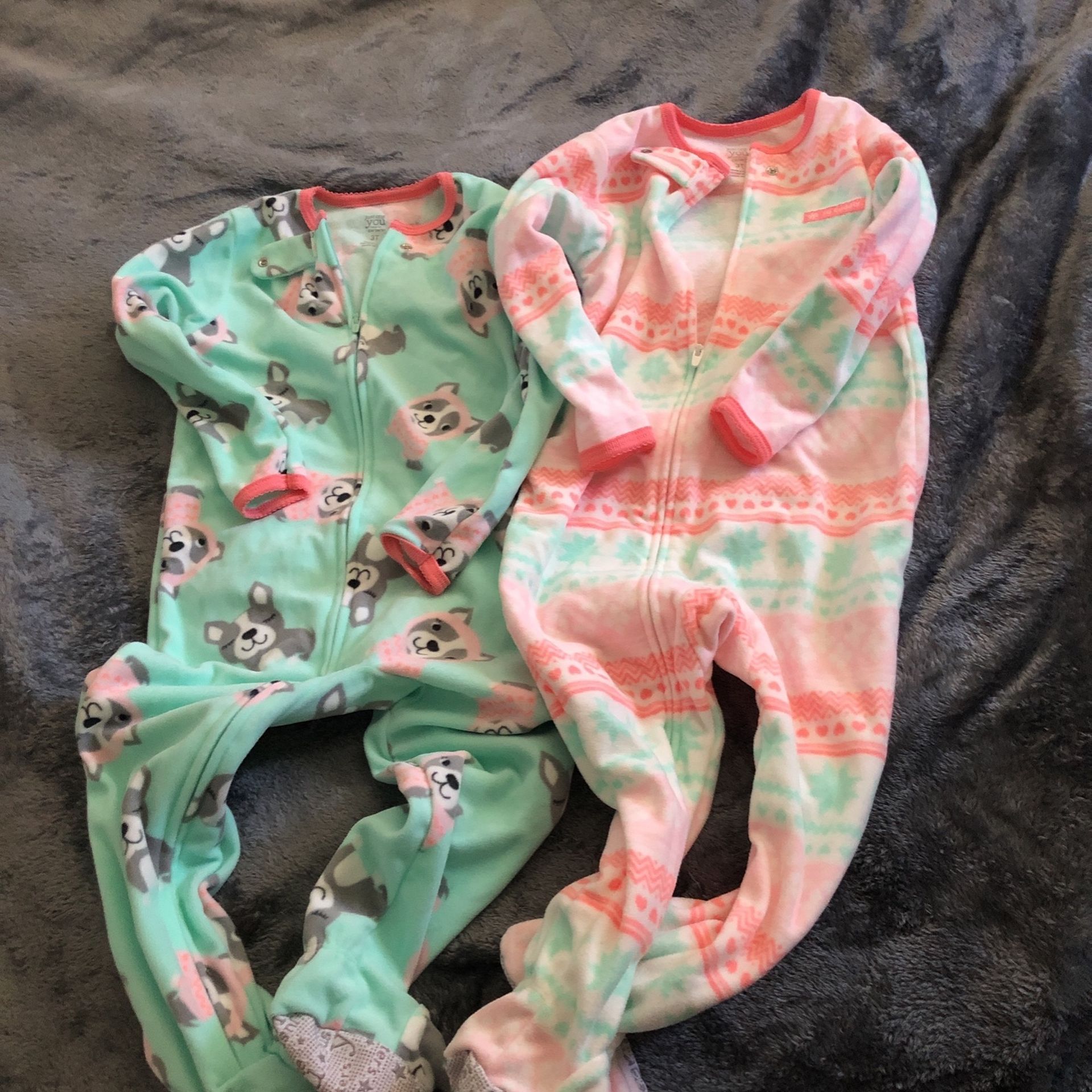 Kids Footy jammies size 3 good condition