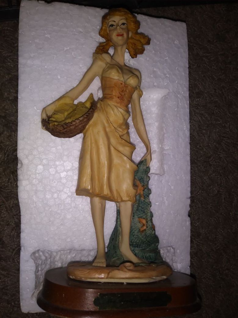 Porcelain figure