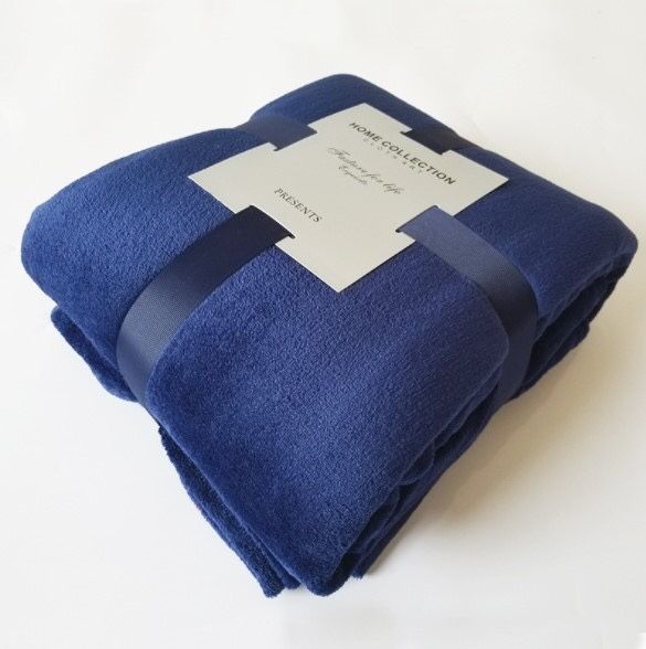 Super soft throw blanket