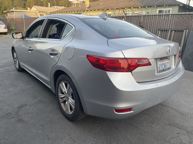 2013 Acura ILX