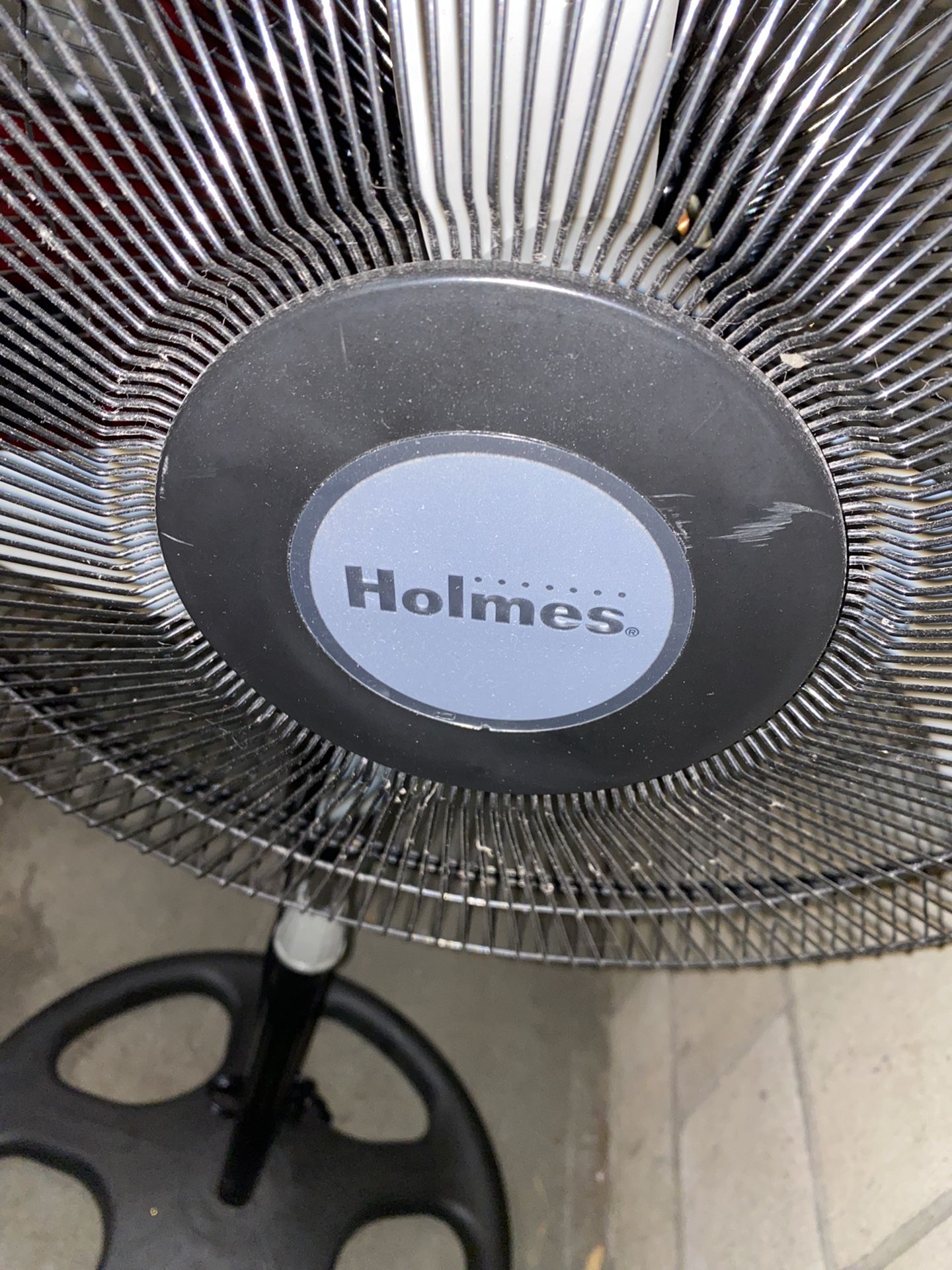 18” Oscillating Stand Fan