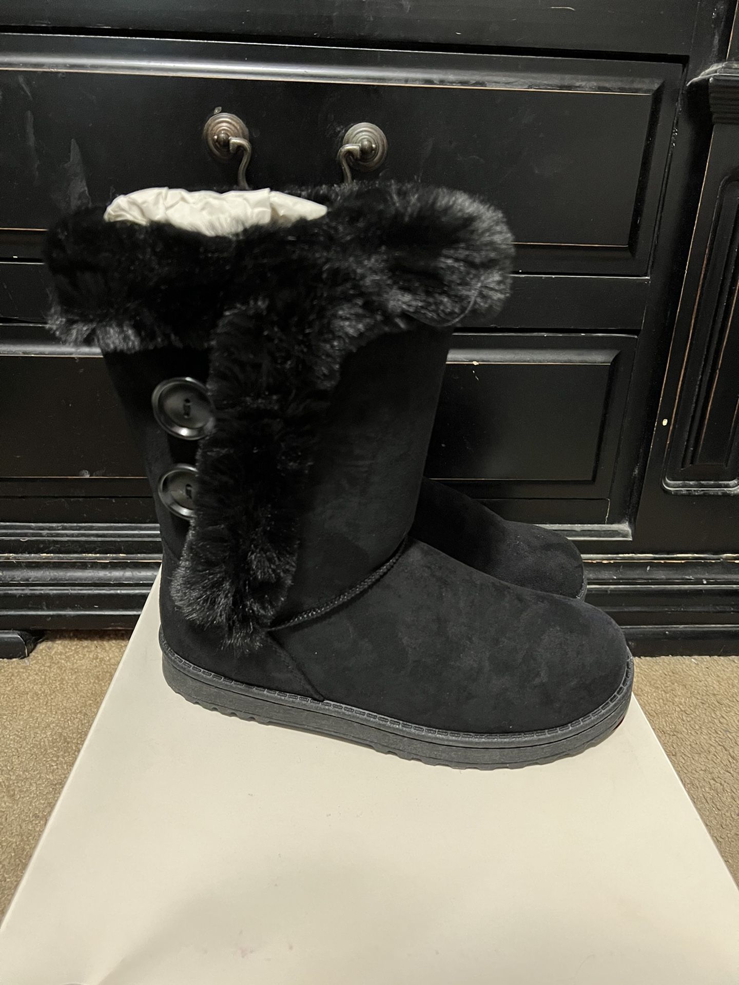 Snow Boots