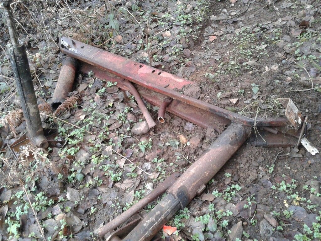 More semi trailer Parts