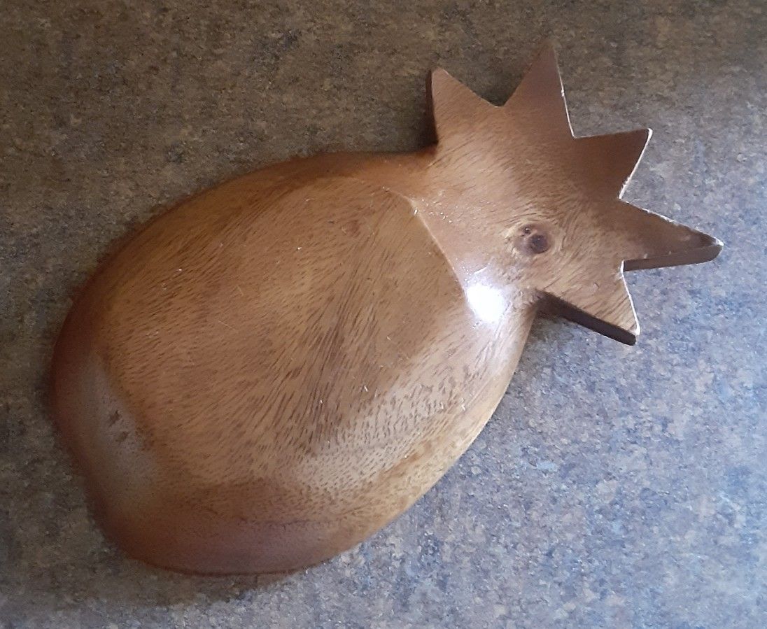 Decorative Wooden Pineapple Serving Plate