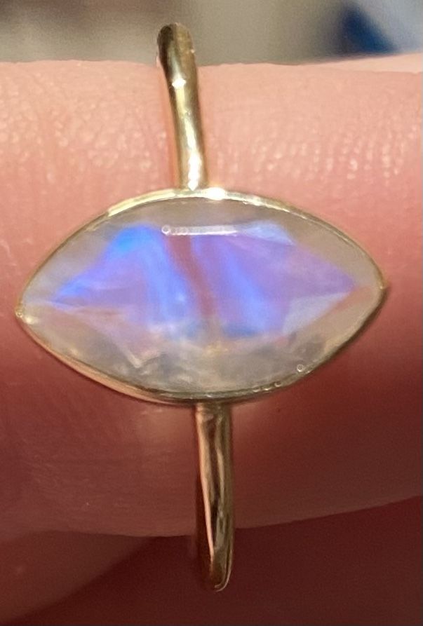 Exquisite 7x12mm Marquise Cut Natural Rainbow Moonstone Solitaire Gold Ring 925 Sz 7