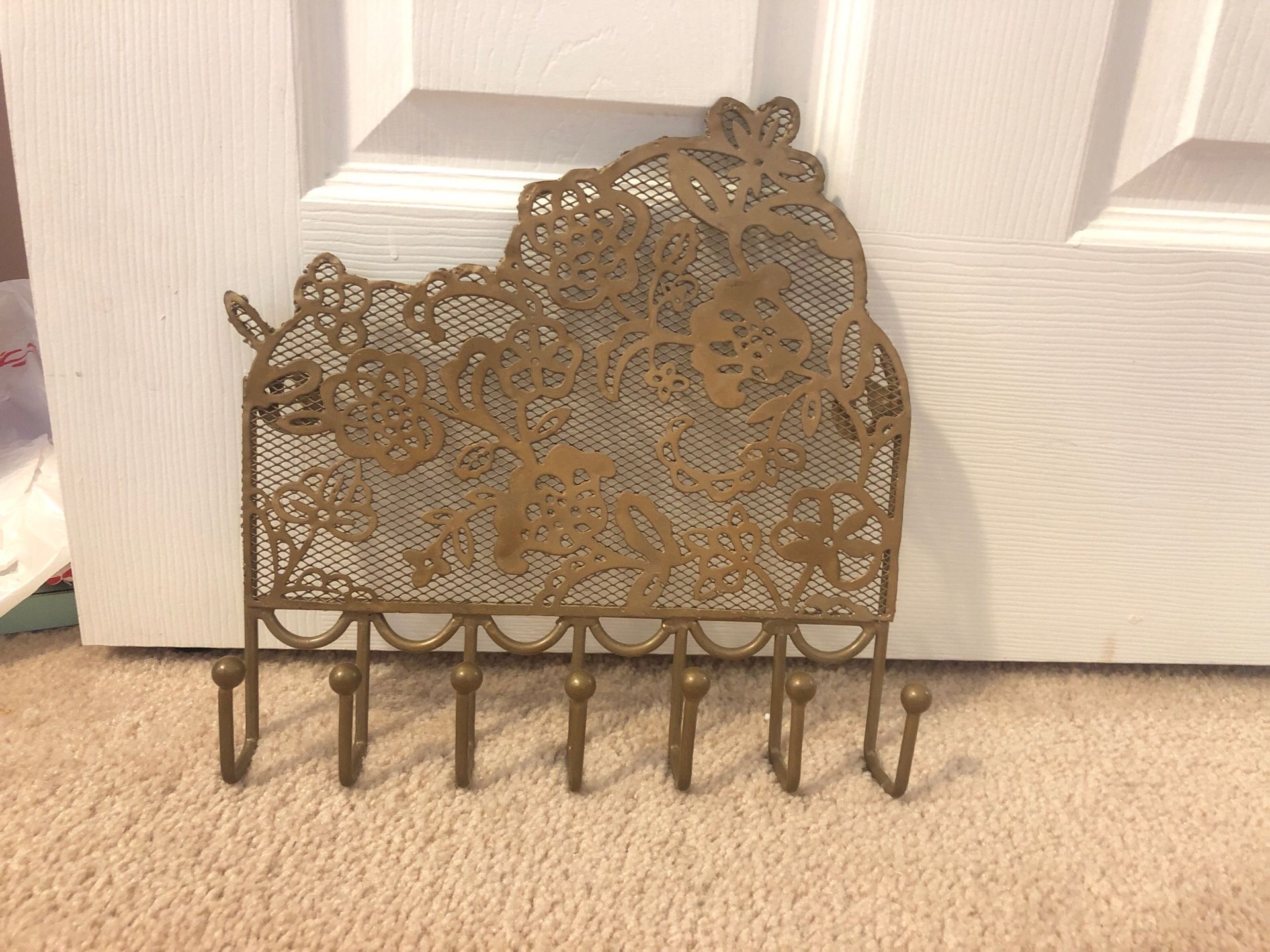 Jewelry holder