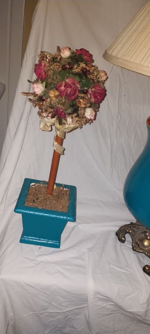 Vintage Lamp & Topiary Lot