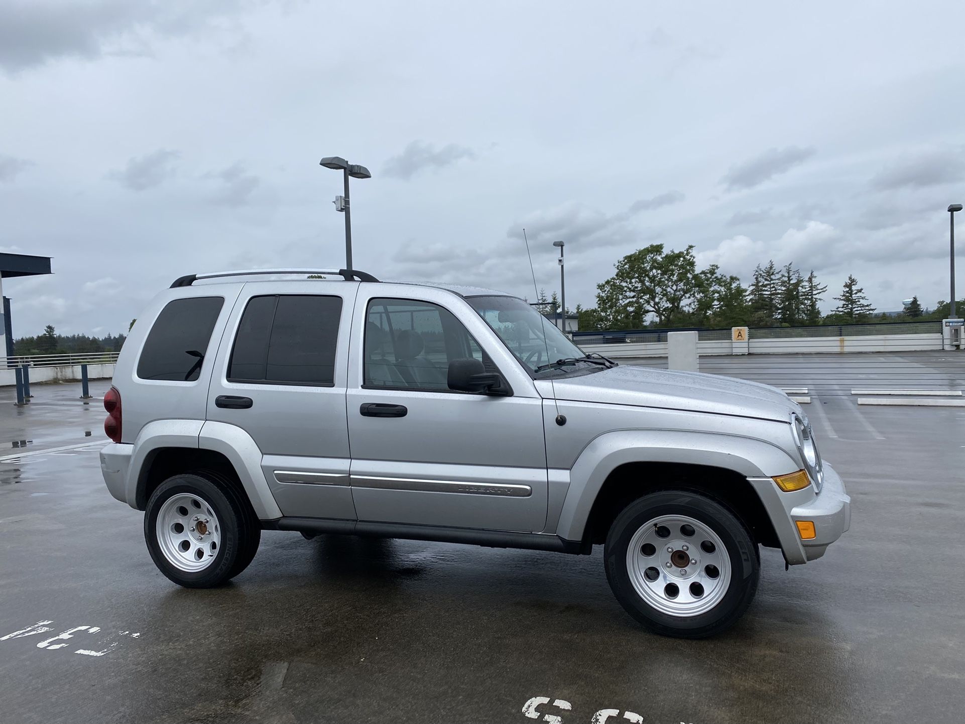 2006 Jeep Liberty