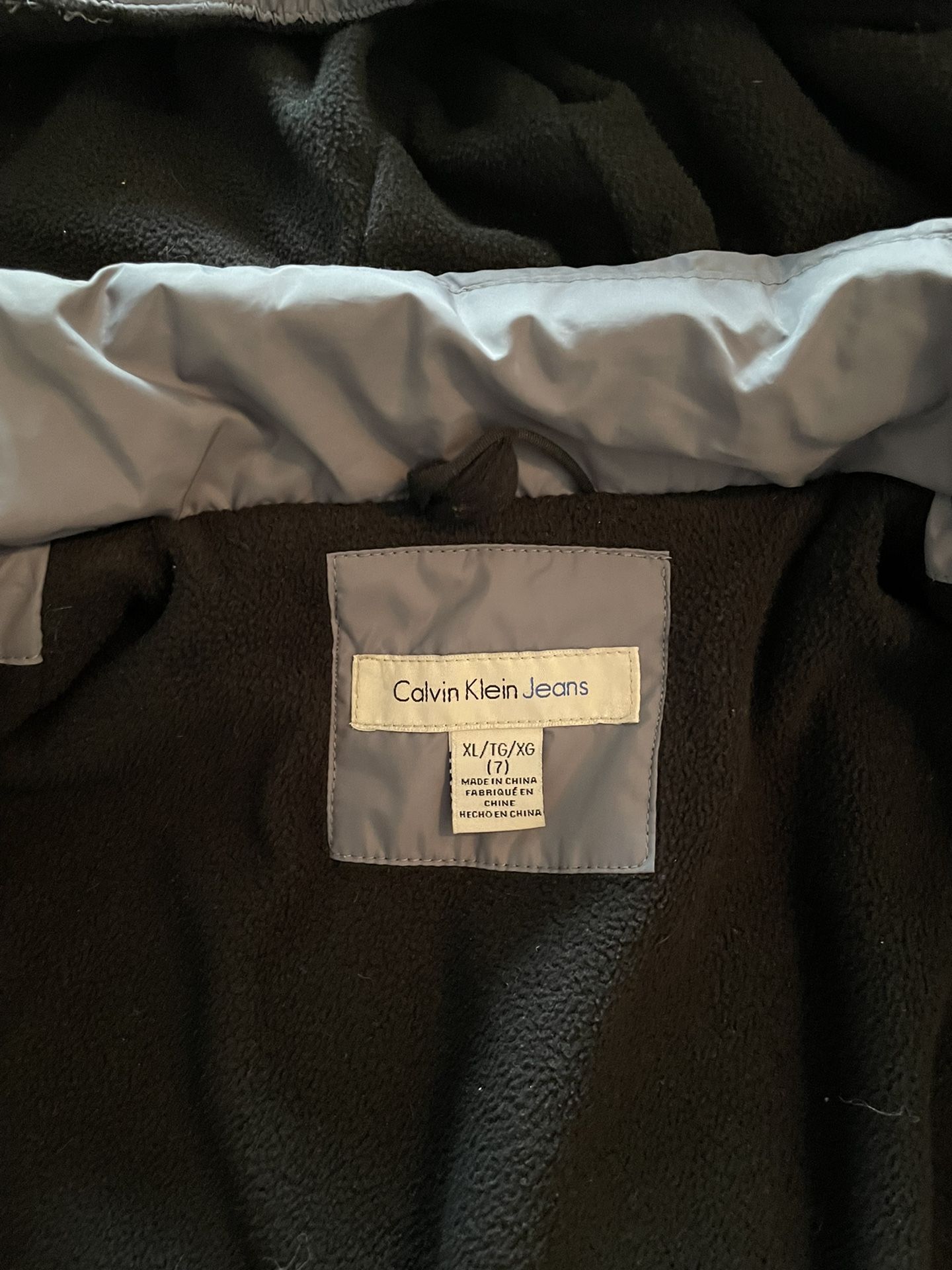 Boys Warm Jacket Size 6-7 Years Old