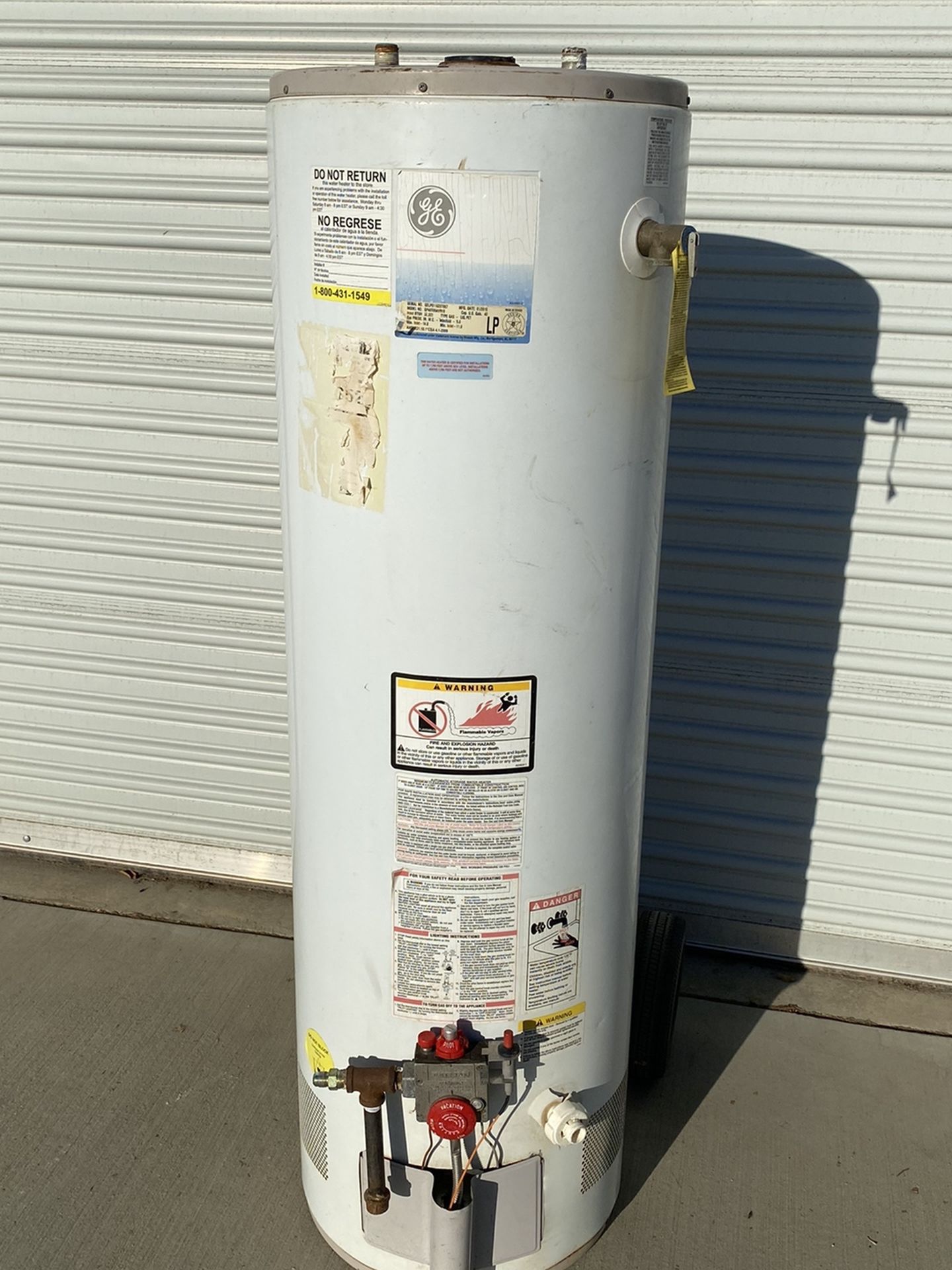 40 gallon Water Heater