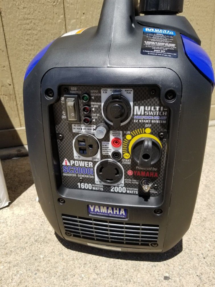 GENERATOR INVERTER YAMAHA POWERED SC2000I SILENT STARTS FIRST PULL