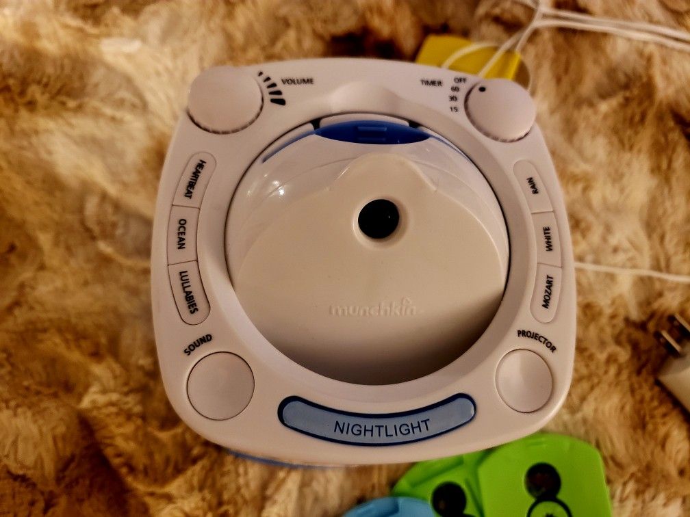 Munchkin Sound Asleep Nursery Projector and Sound Machine with LED Nightlight