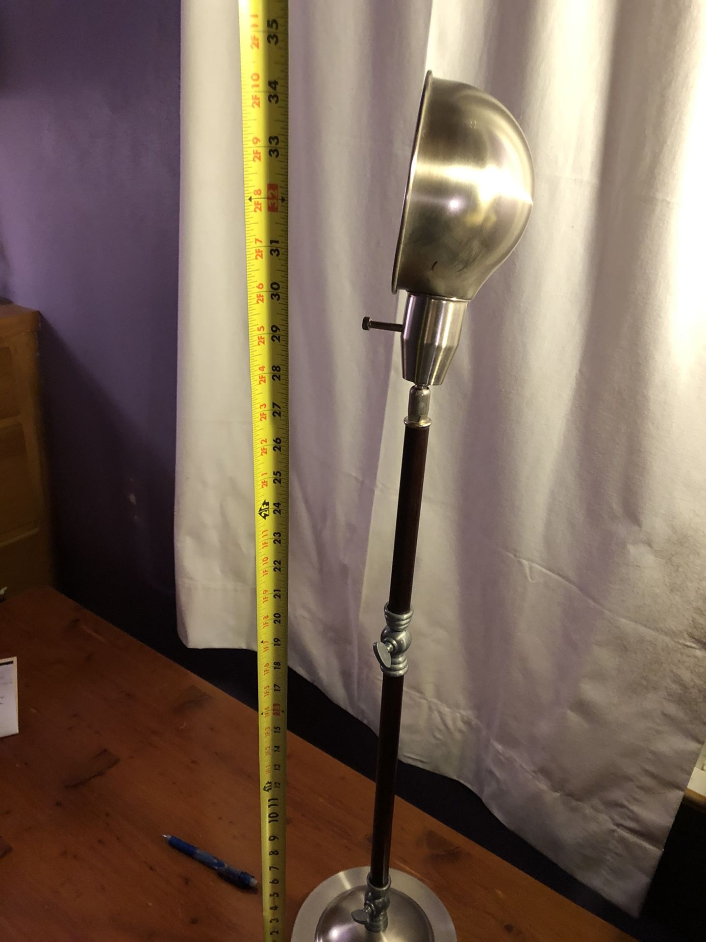Large heavy adjustable desk lamp