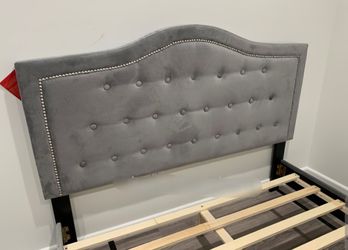 Brand New Queen Size Grey Velvet Upholstered Platform Bed Frame (New In Box)  Thumbnail