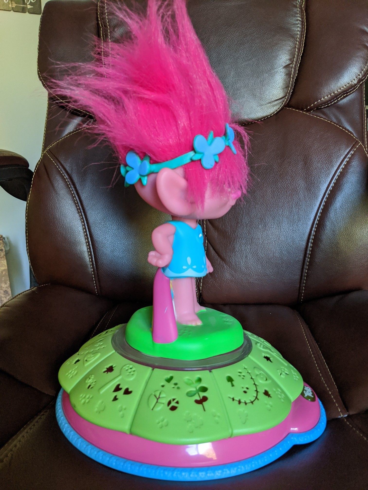 Trolls Poppy lamp. 20 obo