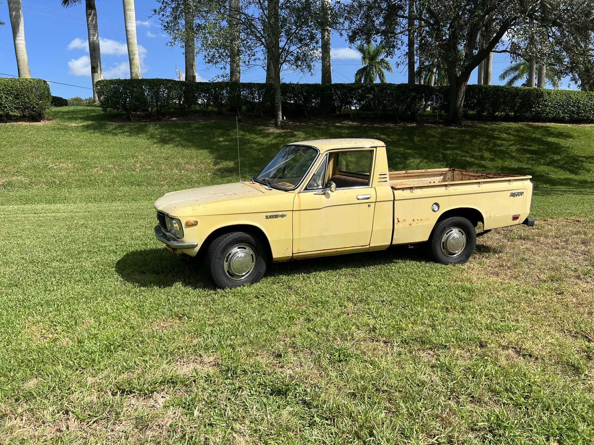 1975 Chevrolet Luv ( Isuzu Pup)