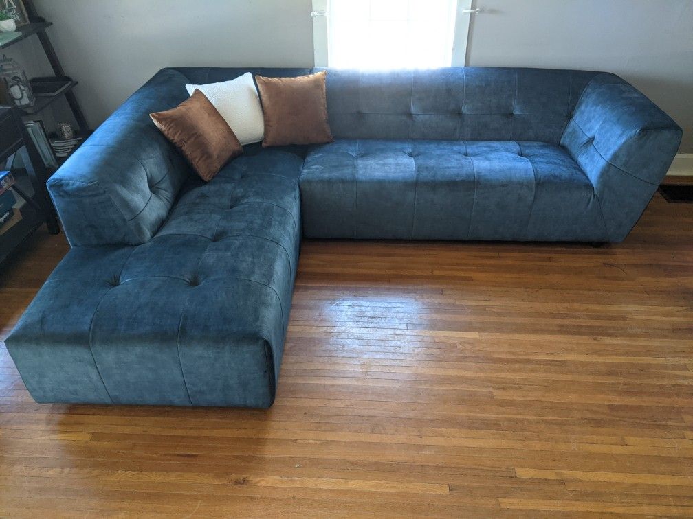 Literally Brand New! Acanva Luxury Mid-Century Tufted Velvet Sectional! Delivery Included!