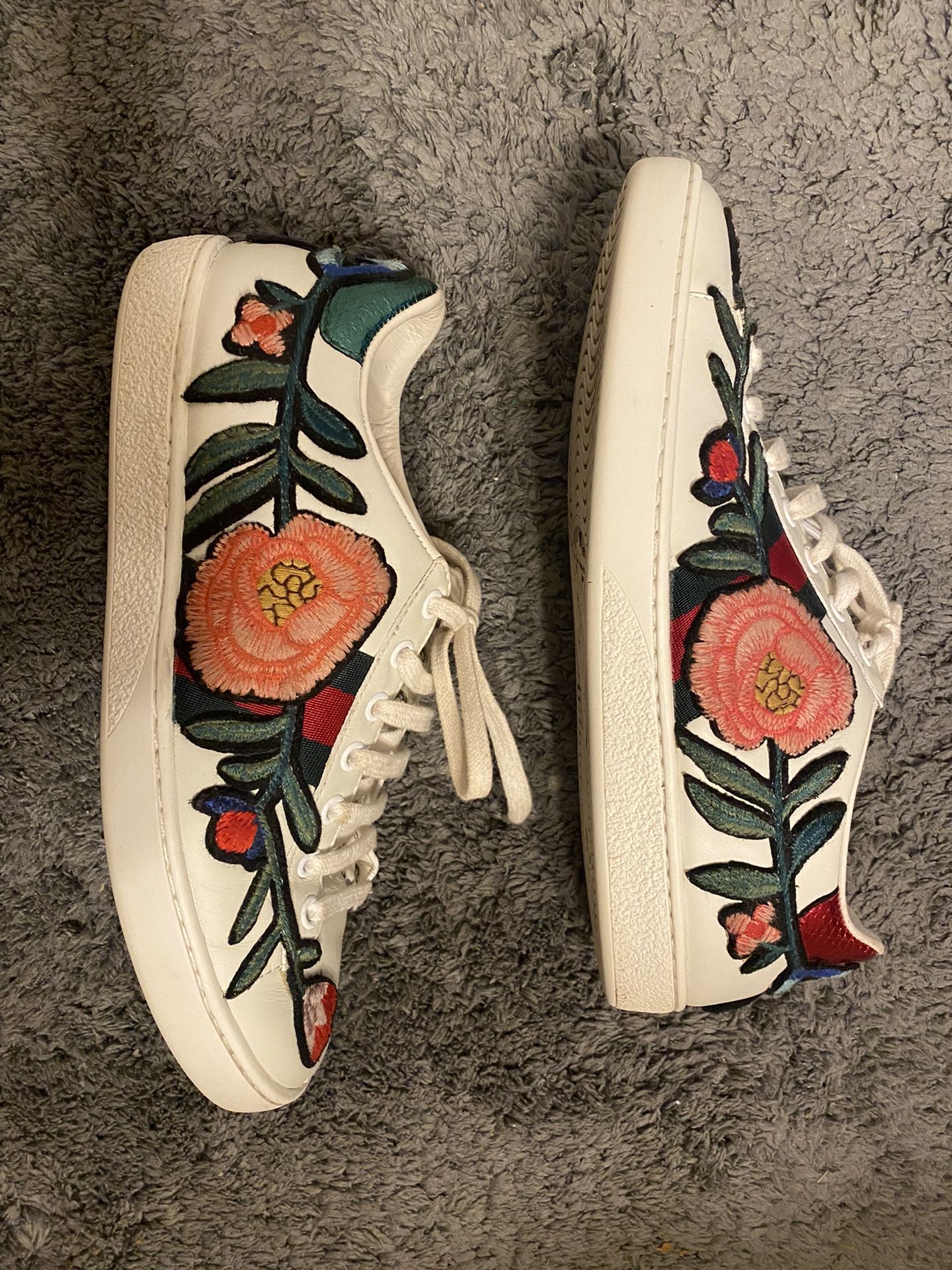 Women’s Gucci’s Shoe S8