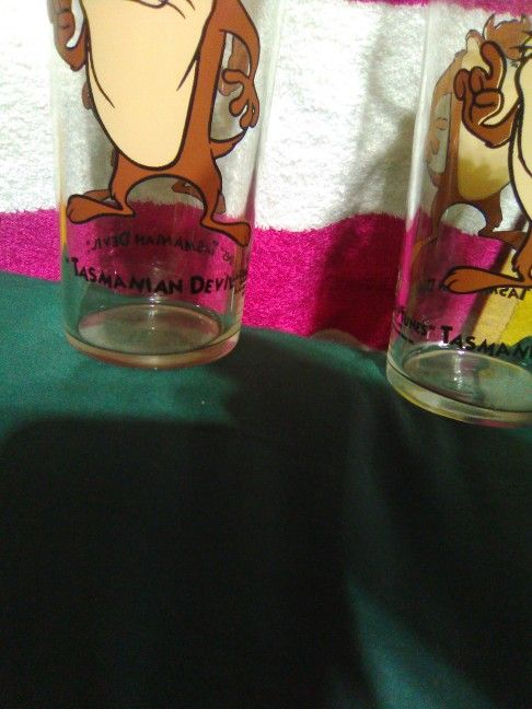 2 Vintage Taz Glasses
